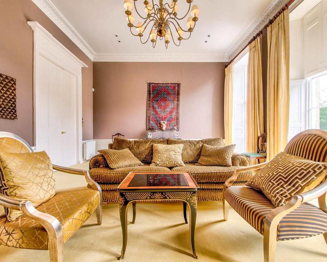 Beautiful City Centre Georgian 4 Bed Townhouse With Private Garden Edinburg Exteriör bild