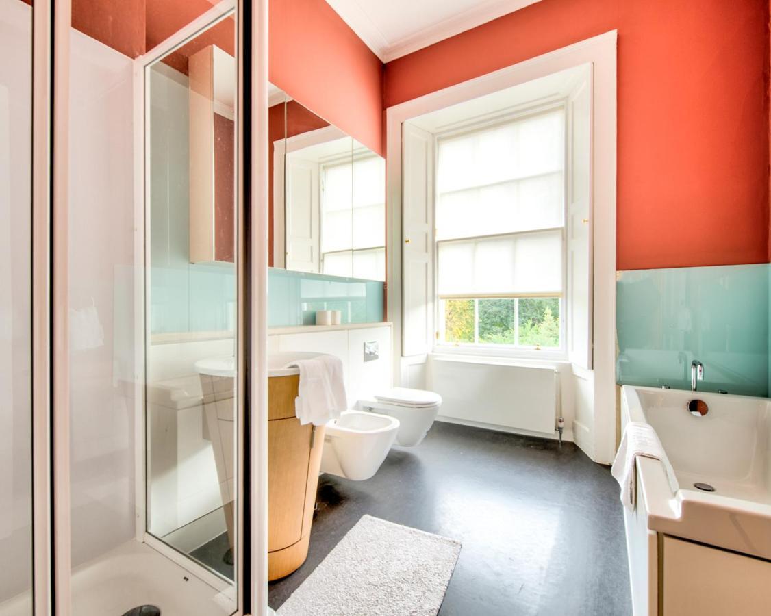 Beautiful City Centre Georgian 4 Bed Townhouse With Private Garden Edinburg Exteriör bild