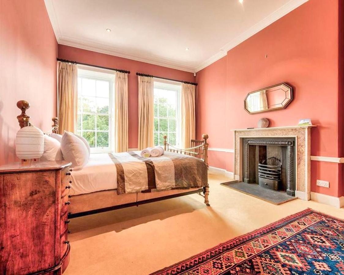 Beautiful City Centre Georgian 4 Bed Townhouse With Private Garden Edinburg Exteriör bild