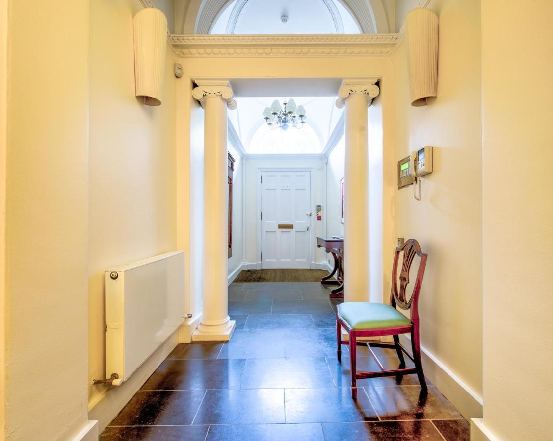 Beautiful City Centre Georgian 4 Bed Townhouse With Private Garden Edinburg Exteriör bild