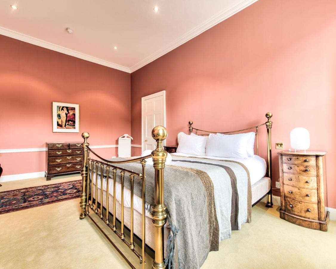 Beautiful City Centre Georgian 4 Bed Townhouse With Private Garden Edinburg Exteriör bild
