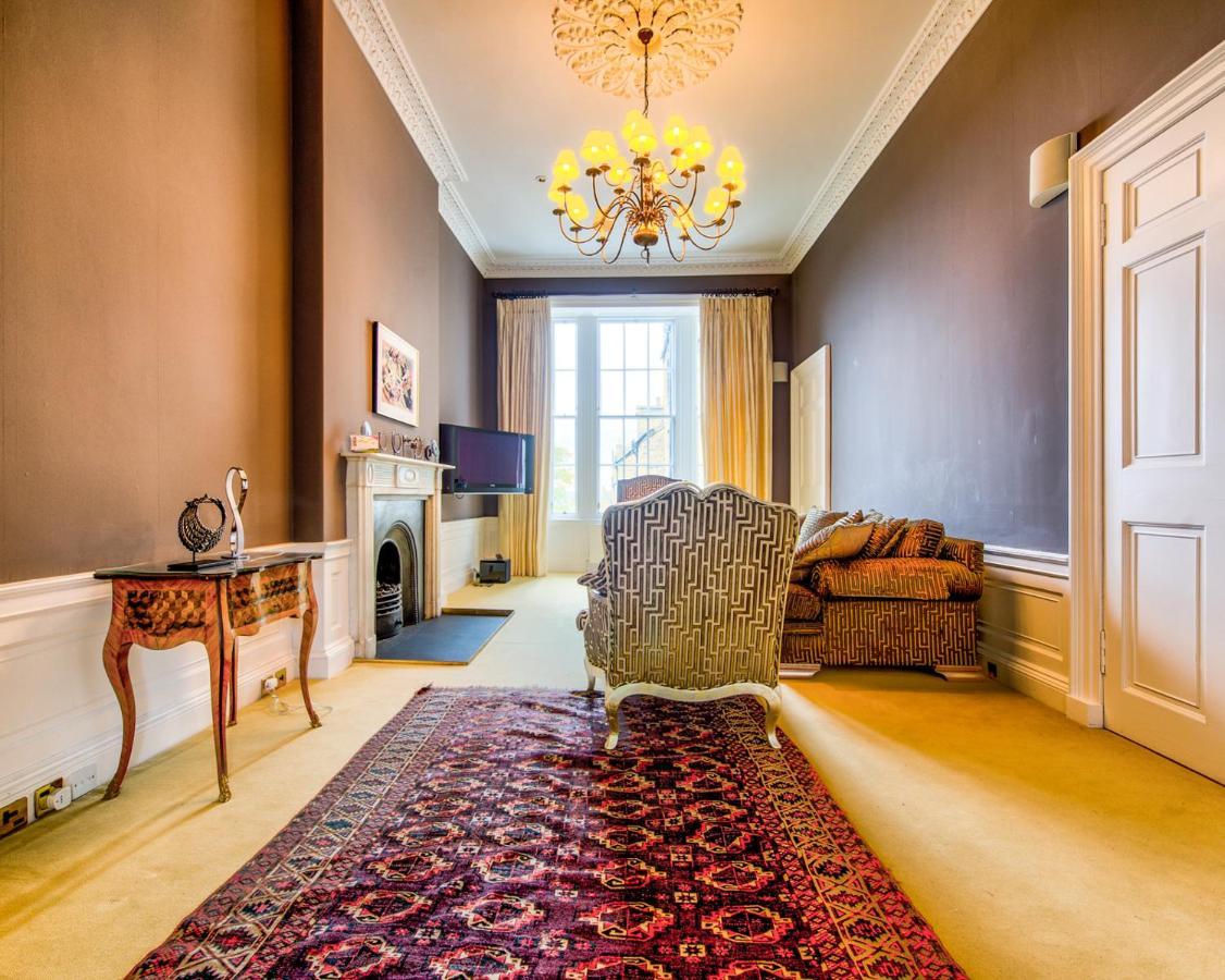 Beautiful City Centre Georgian 4 Bed Townhouse With Private Garden Edinburg Exteriör bild