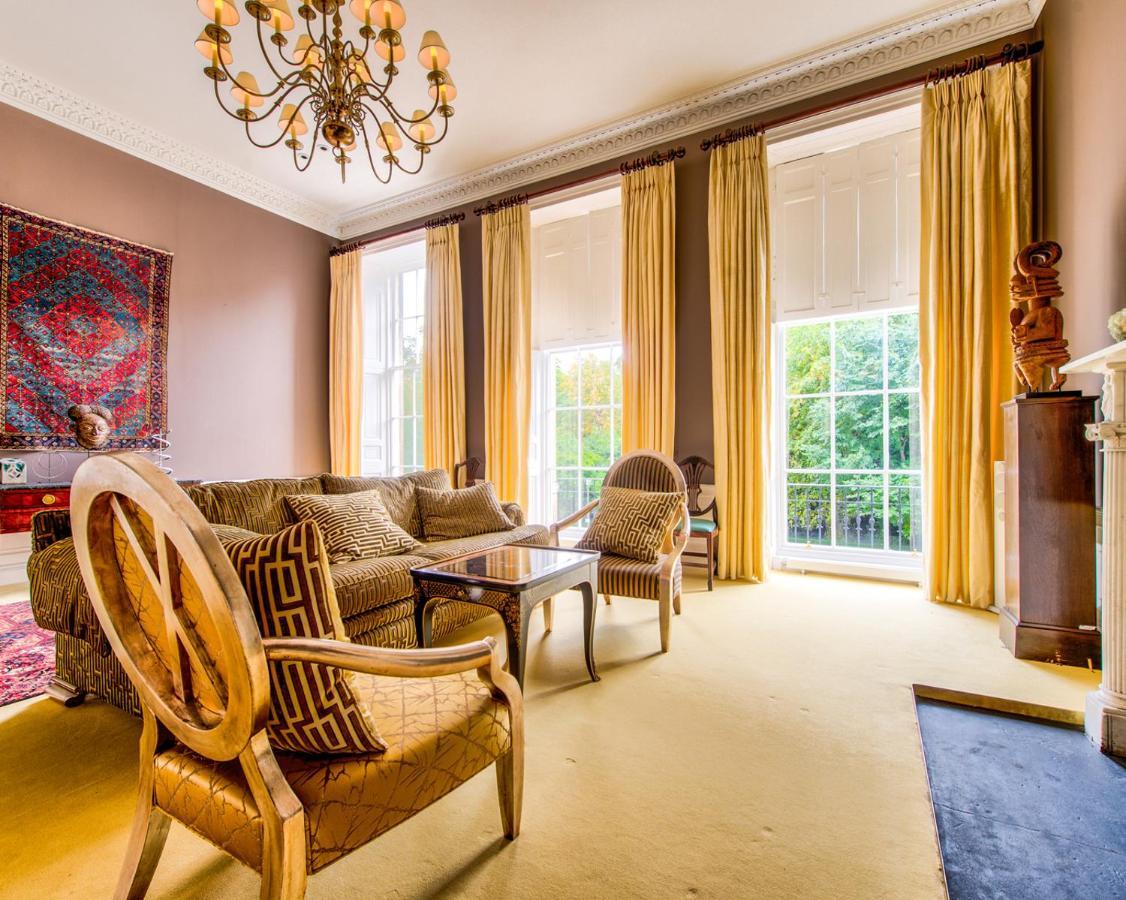 Beautiful City Centre Georgian 4 Bed Townhouse With Private Garden Edinburg Exteriör bild